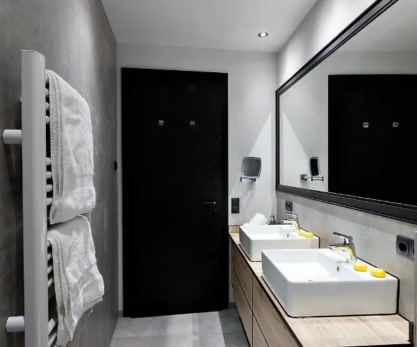 Moderne Mit Einer Wunderschoenen Aussicht In Der Residenz Silvretta * See